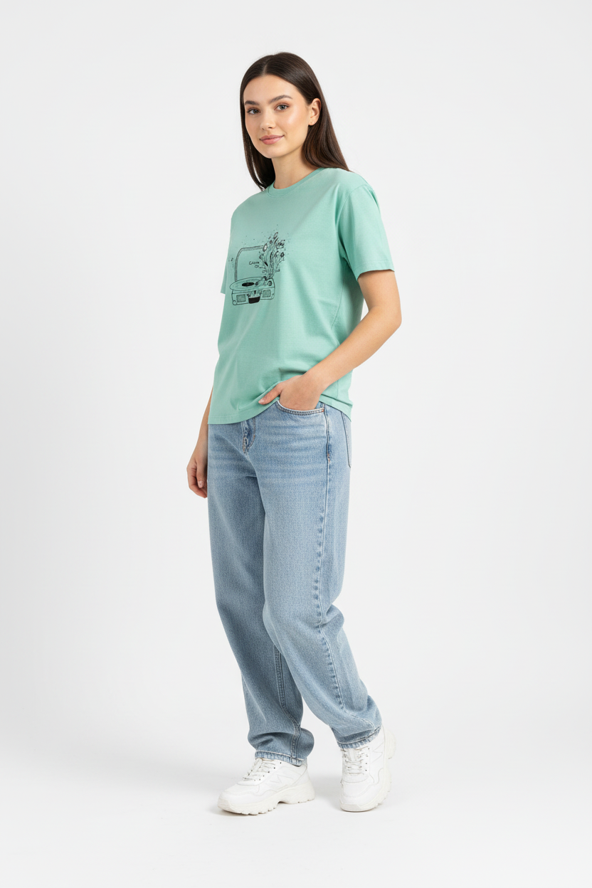 Mint female left side